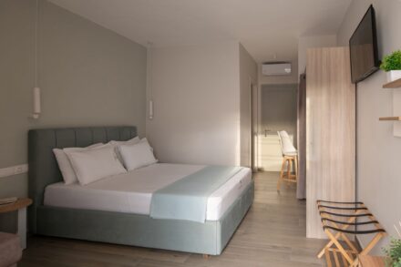 Cozy Combo – Ιδανικό δωμάτιο για ζευγάρια με παιδί στο Νέο Μαρμαρά.